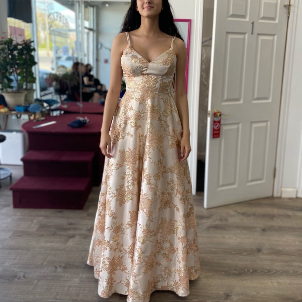 City triangles blush rose voile ballgown/prom dress size 3